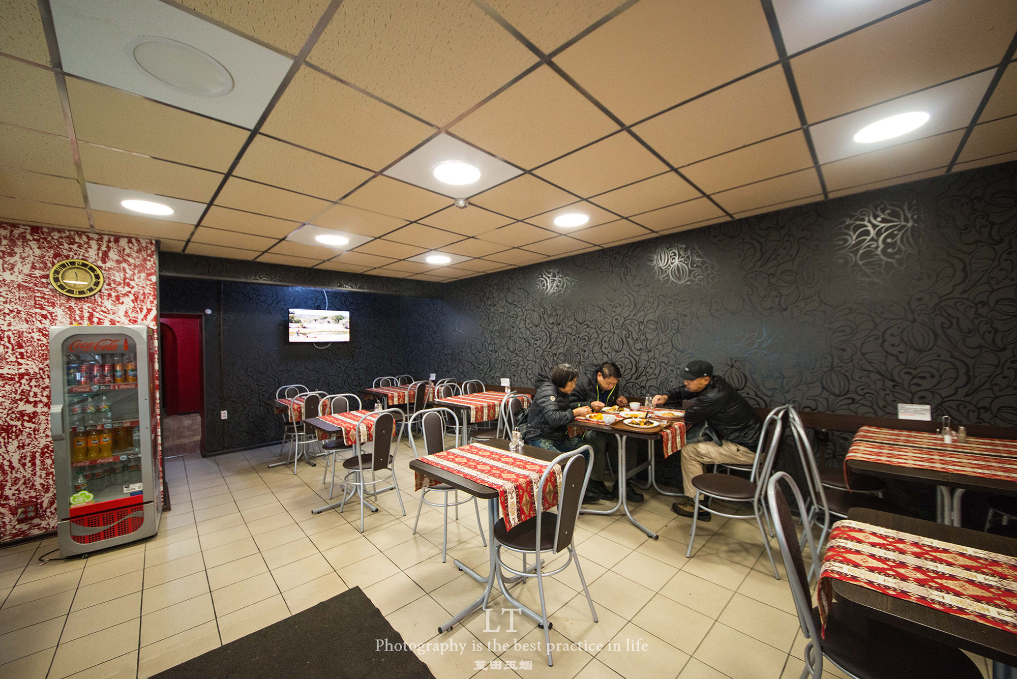 俄罗斯人一般吃的什么饭,俄罗斯战斗民族的暴力美食