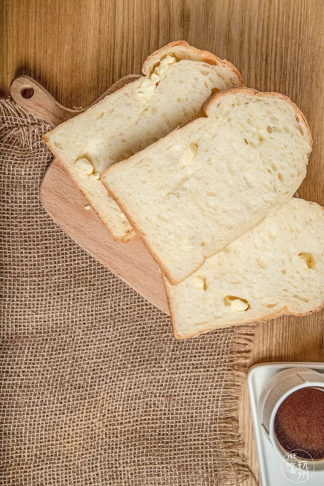 请忘记那个“火辣”的女人,爸爸糖新品吐司比她更辣更松软!