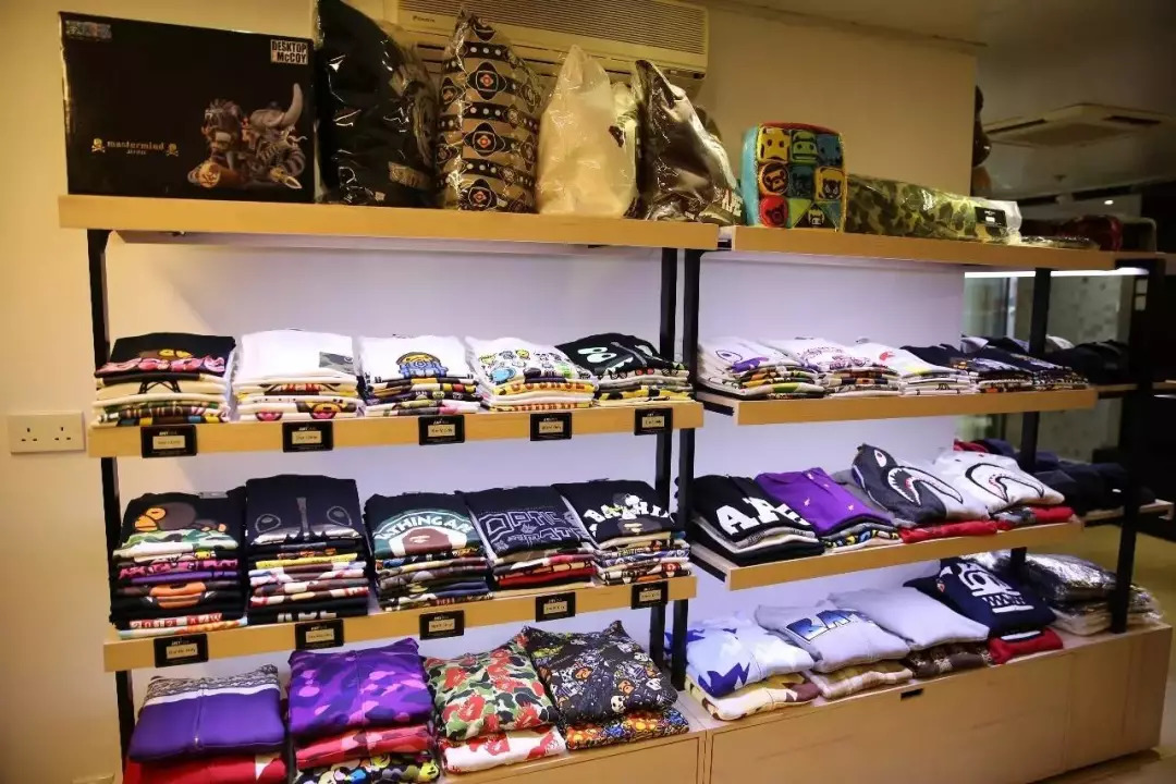 哪里有supreme代购,supreme代购