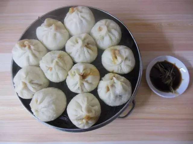 探店老字号包子店,深藏街巷29年的老牌包子