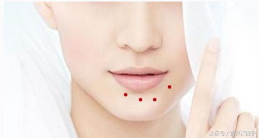 嘴唇周围痘痘,痘痘和身体关系图
