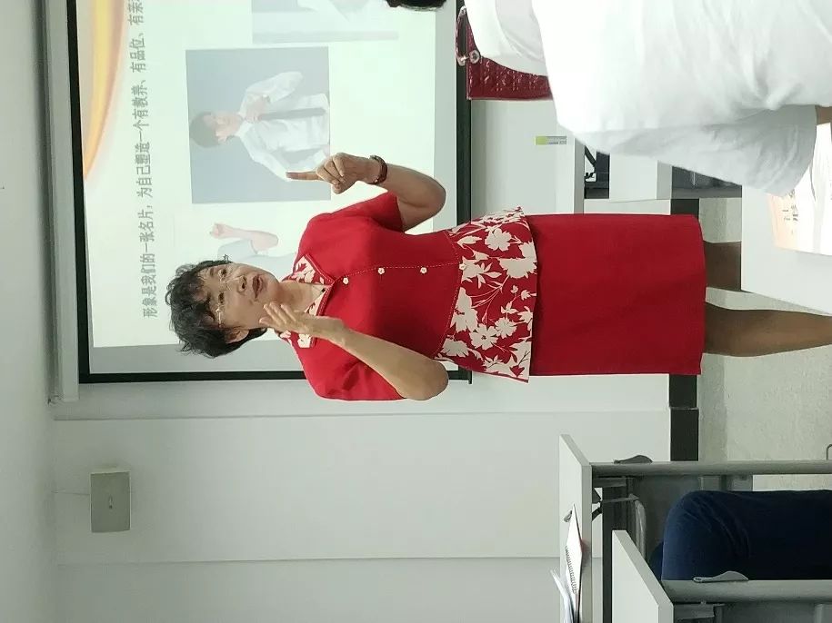 上海海事大学游学,参观上海海事大学的一天