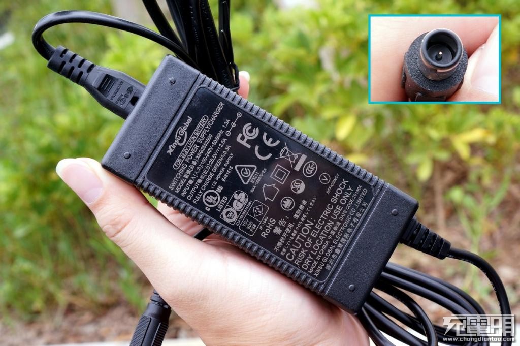 电小二户外电源拆解,电小二户外电源拆机