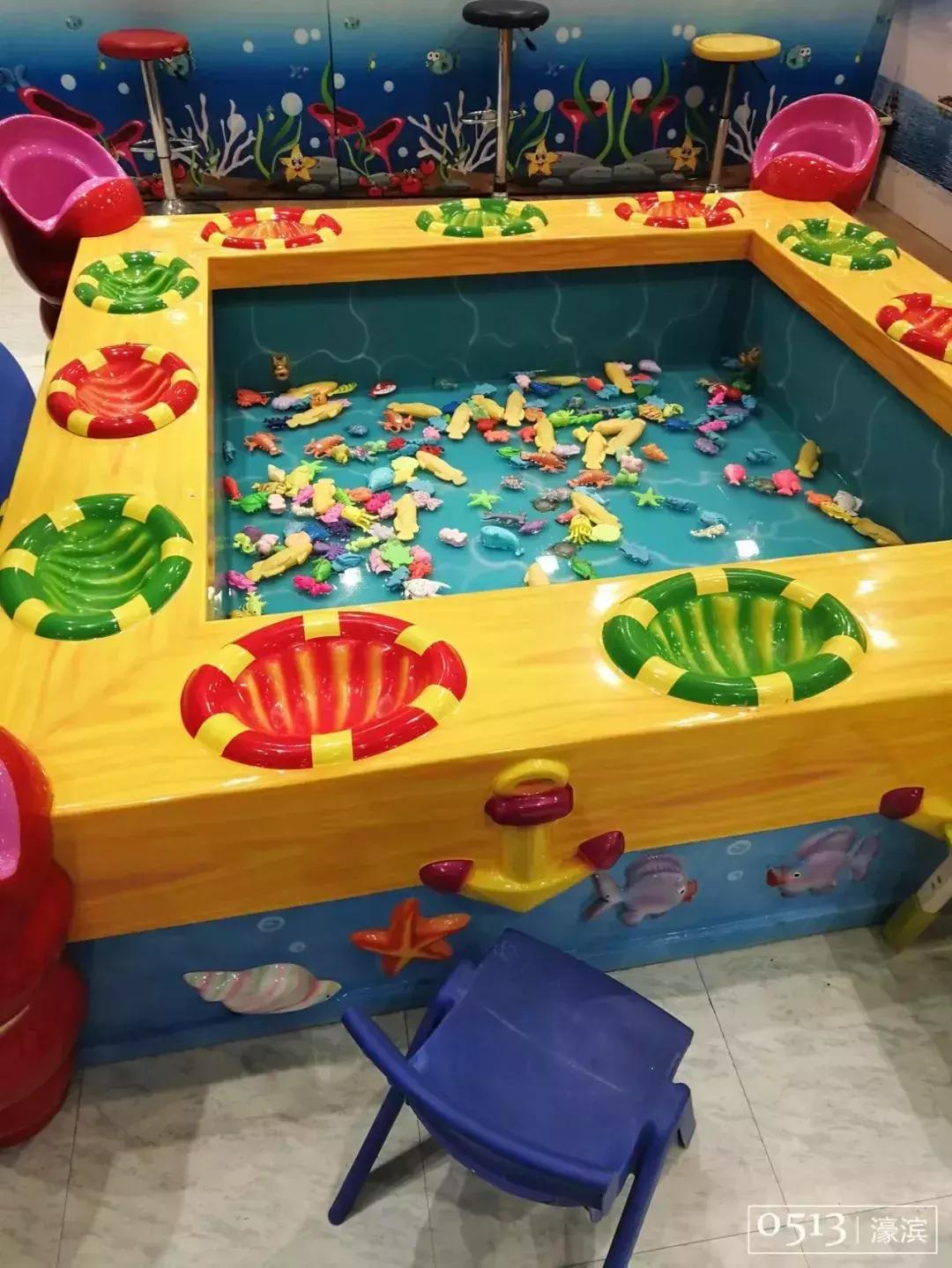 南通室内蹦床主题游乐场,南通成人游乐场