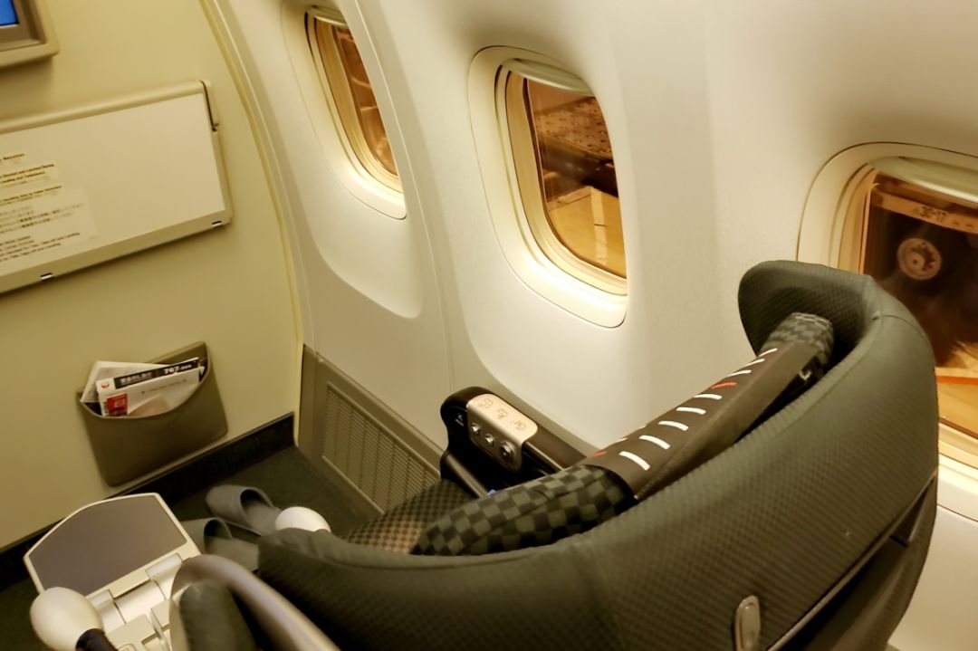 航空飞机体验,五星级飞机头等舱体验
