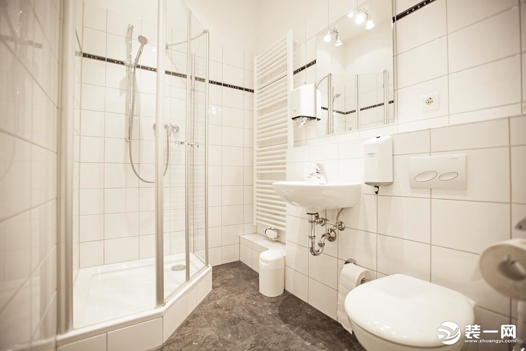 坐便马桶可以改成蹲便吗多少钱,卫生间蹲便改坐便多少钱