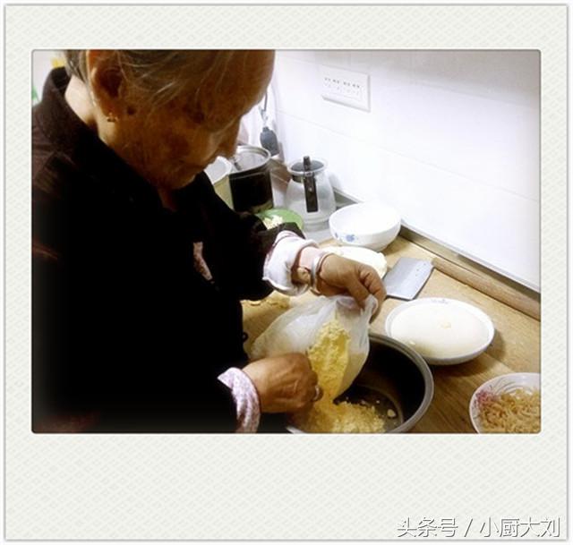 83岁老奶奶教你制作老酵母，发面效果好，蒸出的馒头松软香甜