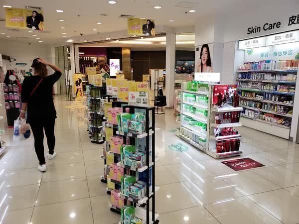 国外化妆品降价,外国化妆品降价