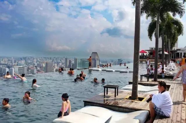 世界最美泳池,世界上最美的游泳池