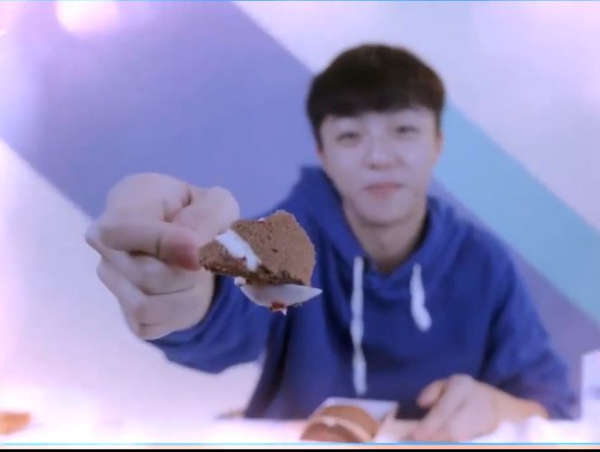 陈立农零食偶像练习生,陈立农零食