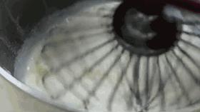 在家就能做出美味的黑森林蛋糕,自制正宗黑森林蛋糕