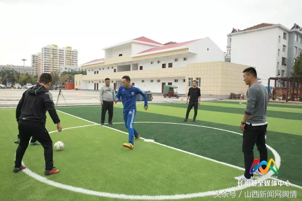 中国唯一一座县级专业足球场,成都修建7人制足球场