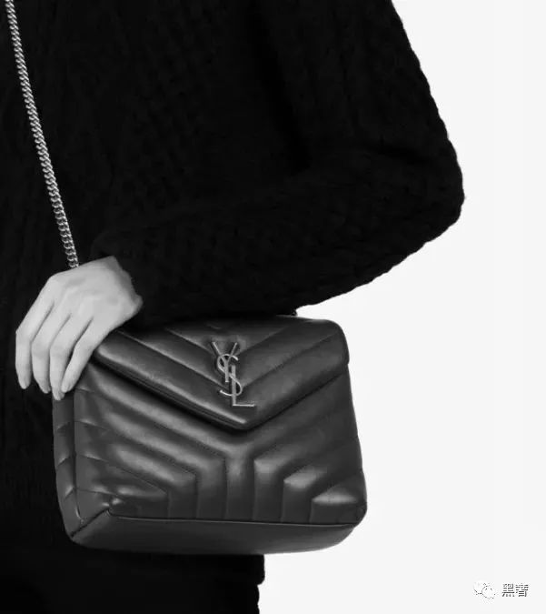 结婚当天适合妈妈背的包推荐,去参加婚礼背什么颜色的包合适