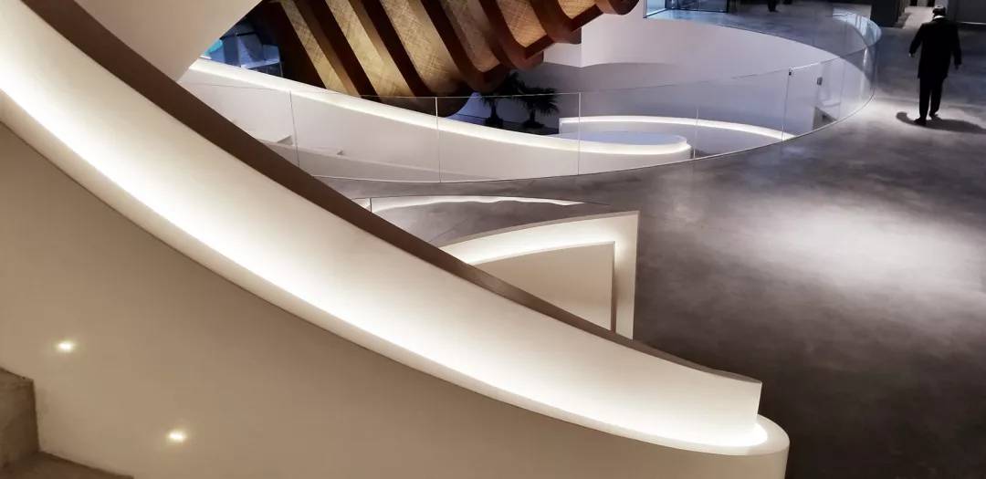 凤凰谷景区山顶风景,凤凰谷山顶艺术馆参观心得感悟