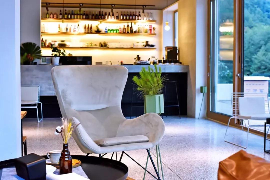 人均350+，住千岛湖最美民宿，吃大鱼头，还有私人小岛定制美拍！