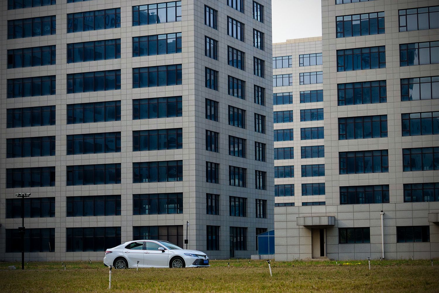 丰田凯美瑞混动2024款沉浸式体验,以设计师的眼光去看待事物