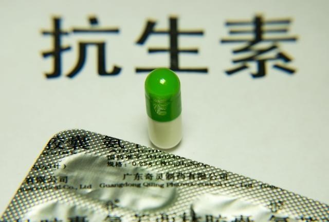 化脓性关节炎治疗后还肿怎么办,儿童化脓性膝关节炎平时注意什么