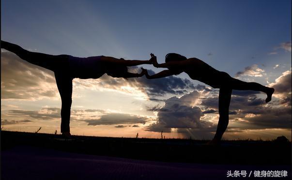 可以一起健身的项目,双人一起健身动作