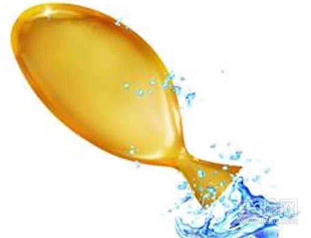 宝宝吃鱼肝油对成长有着重要的作用,但一定要吃对及正确服用