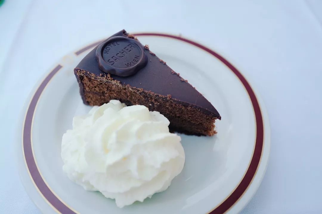 维也纳｜没有暴富的我，为了旅行就放弃买包？不可以的啊！