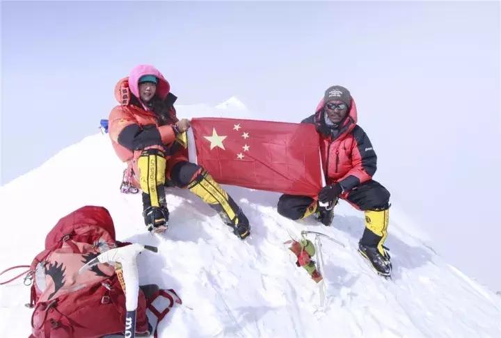 刚刚！罗静成功登顶希夏邦马峰，完成十四座