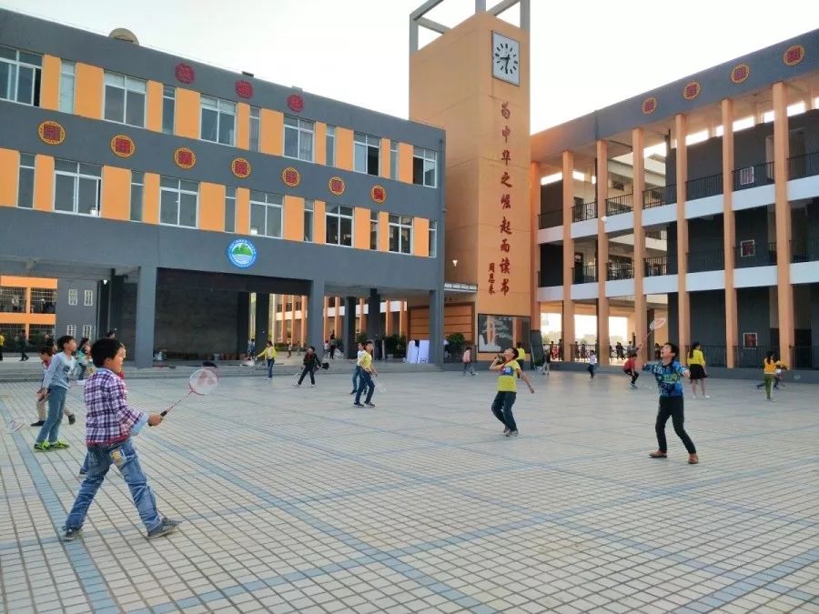 赣州少年宫有哪些培训,乡村学校少年宫的作用和意义