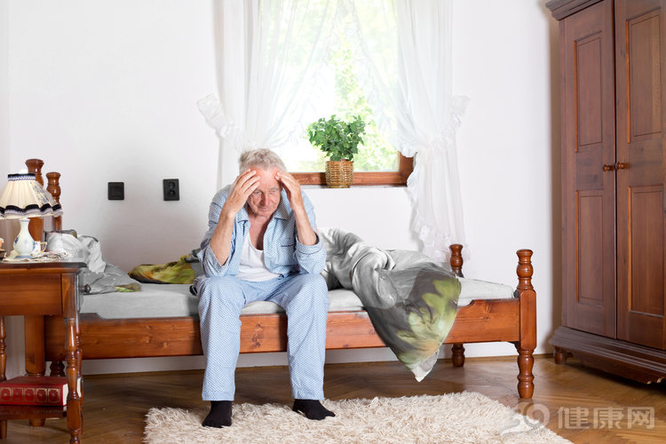 一直抖腿是什么病的前兆,不由自主的抖腿怎么治疗