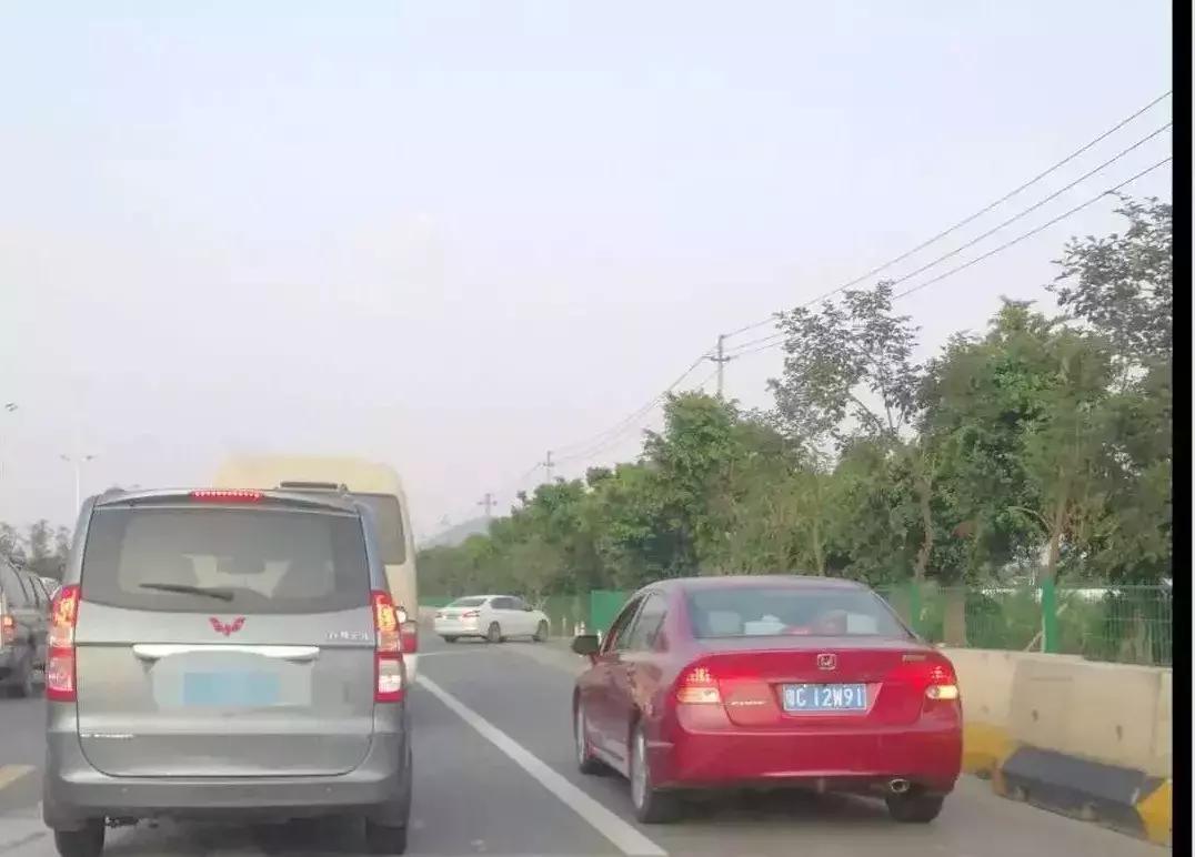 违法车牌大曝光,违法车辆名单曝光