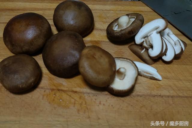 一流的生煎包原来只需这样做,生煎包自己做还是买半成品