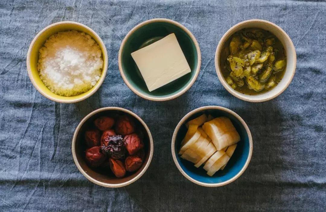 石窑面包店内实拍视频,天然酵母的石窑面包店