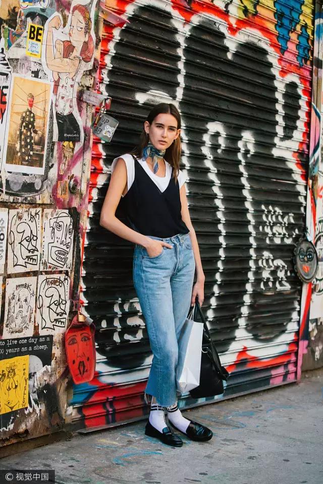 秋天长丝巾系法大全女慢动作,秋天丝巾防寒各种围法