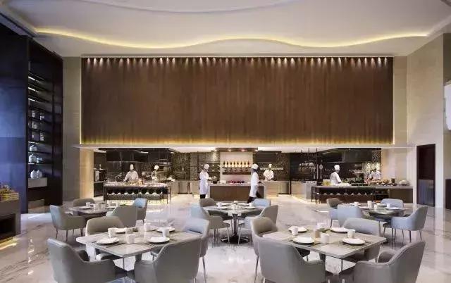 20道豪门蟹宴+梦幻火烈鸟甜品Show！大闸蟹畅吃只只爆膏！