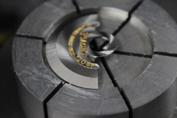 国外查获78吨劳力士,劳力士被海关截获