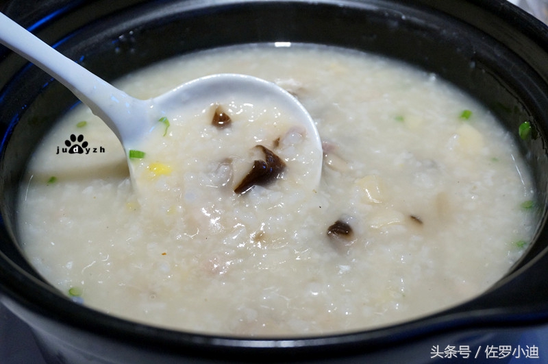 膳待自己，舒享生活，我在嘉和一品舒享一碗粥的小幸福