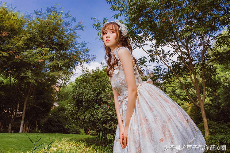 正版洛丽塔裙子,洛丽塔裙子推荐简单的