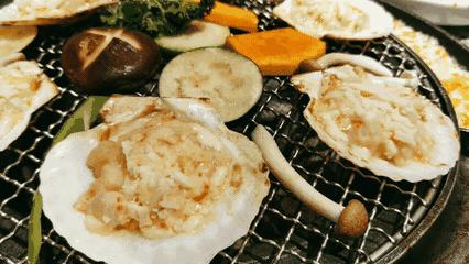 在太原能感觉在釜山街头吃烤肉,各种“芝士小吃”满屏食欲