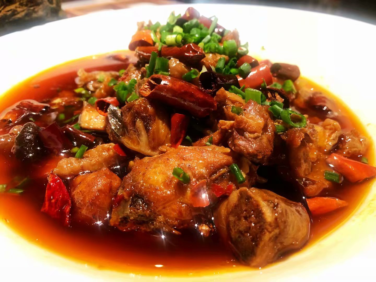 吃重庆特色菜，到20年老店观音居