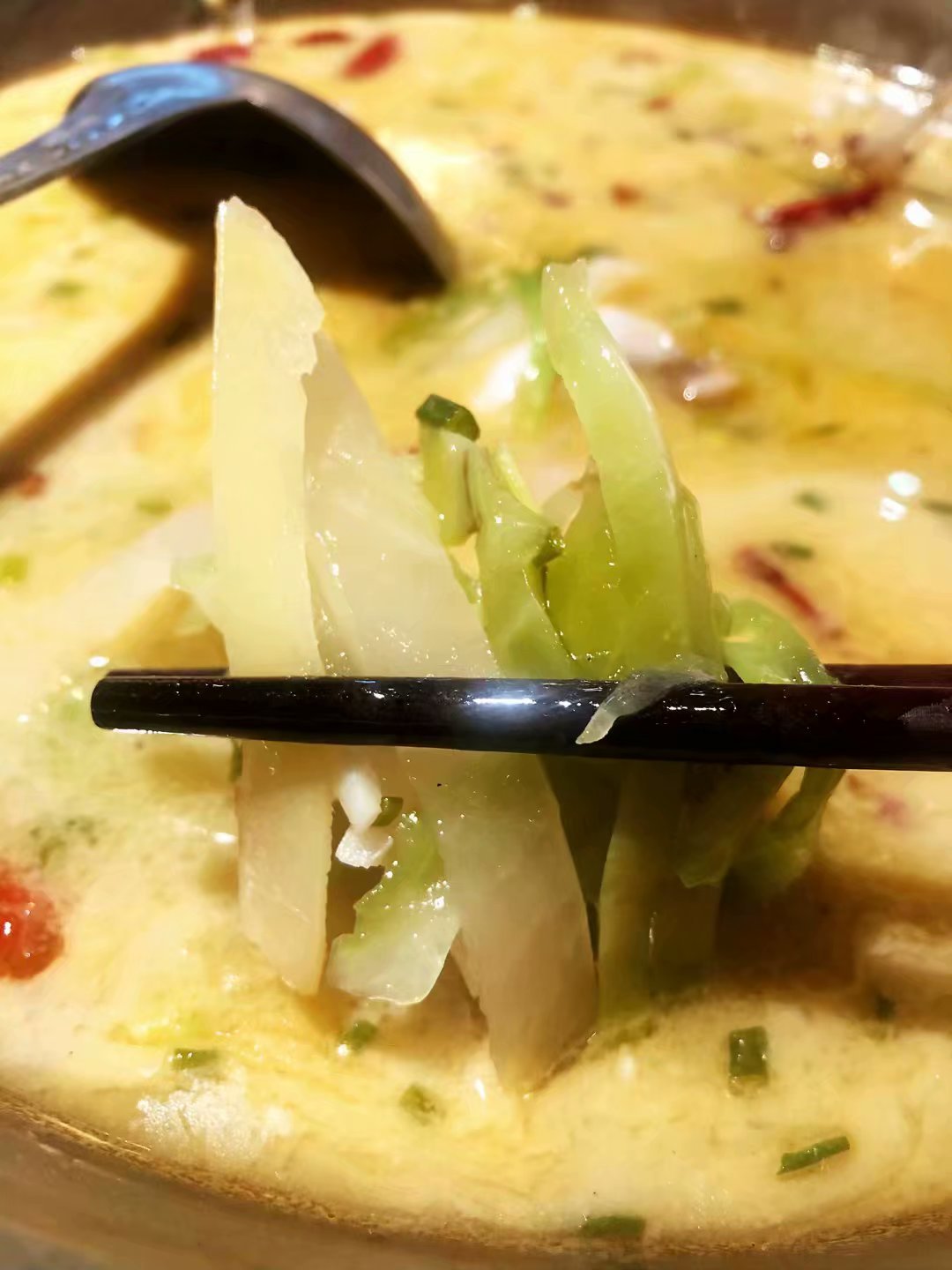 吃重庆特色菜，到20年老店观音居