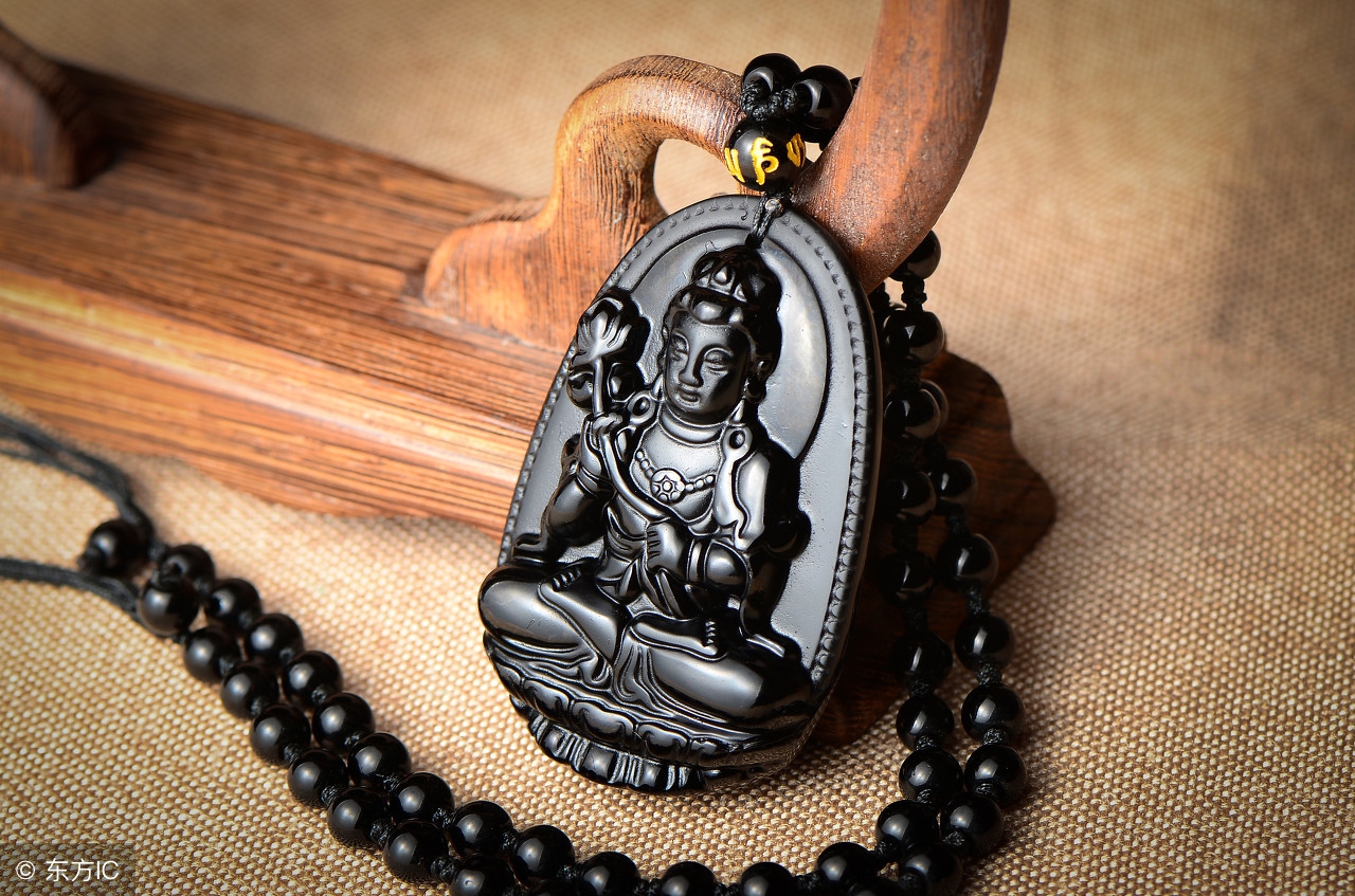 散打哥的吊坠多少钱,散打哥卖珠宝