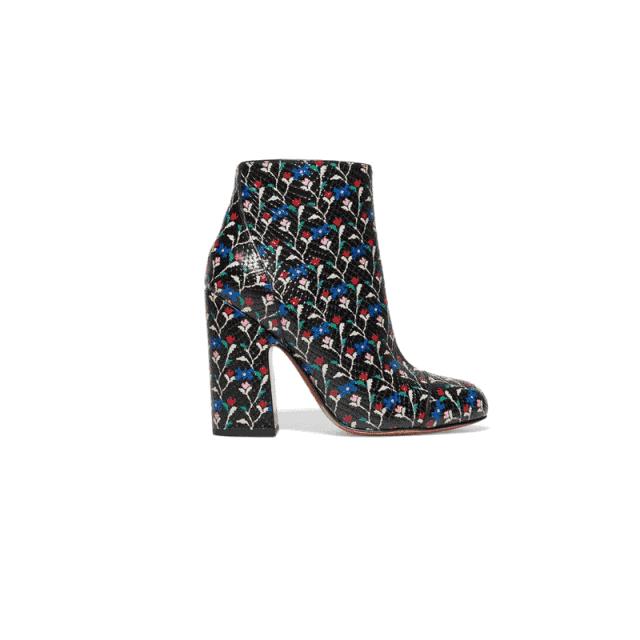 个子矮小腿粗适合什么款短靴,今年流行的2双短靴洋气显腿长