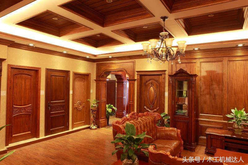 做原木门要哪些设备,原木门型号