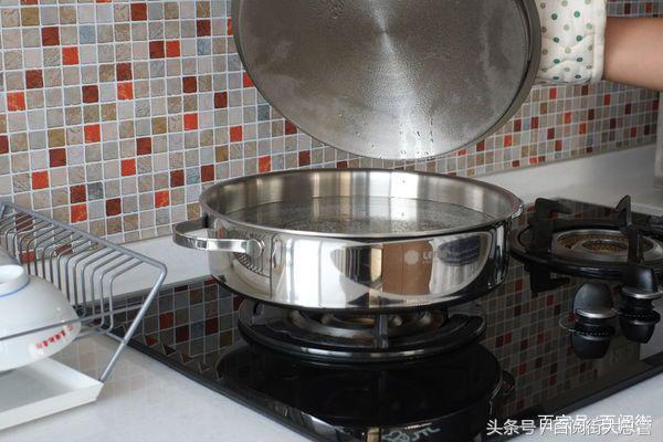 教你怎么让不锈钢锅变成不粘锅？保养得宜，10年都不用换