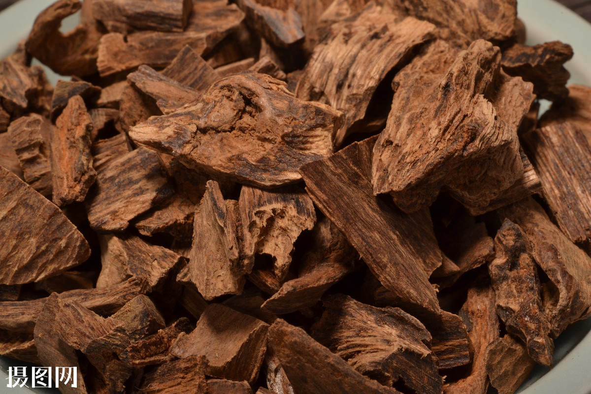 中药材沉香真假,中药材沉香鉴别最简单的方法