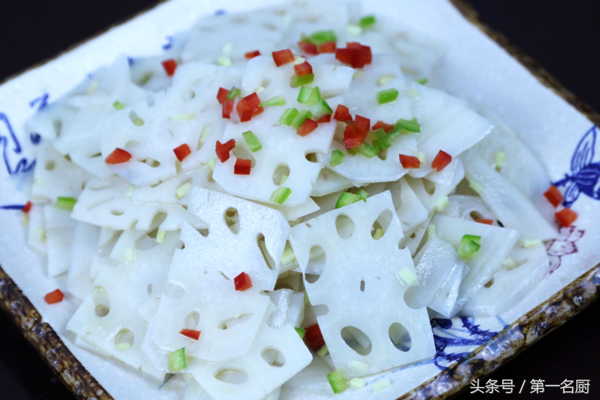 这才是莲藕最开胃的做法,家常凉拌莲藕的最正宗做法