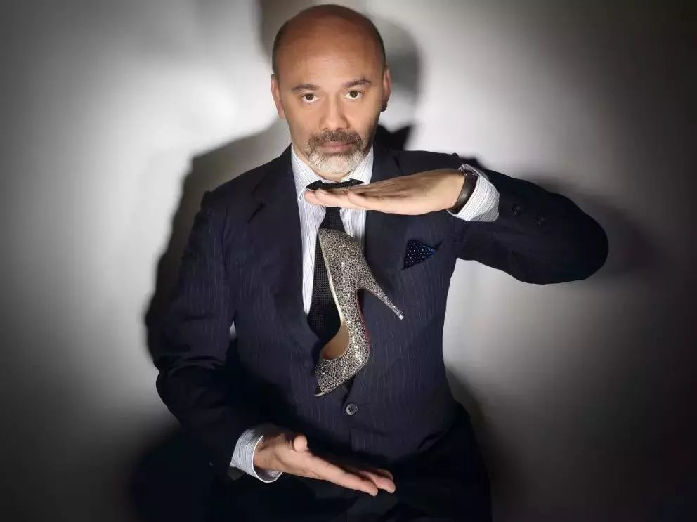 christian louboutin中文叫什么 (christian louboutin怎么读)