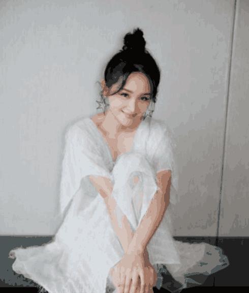 邓莎网购奇葩东西,邓莎去买东西被误认为是小偷