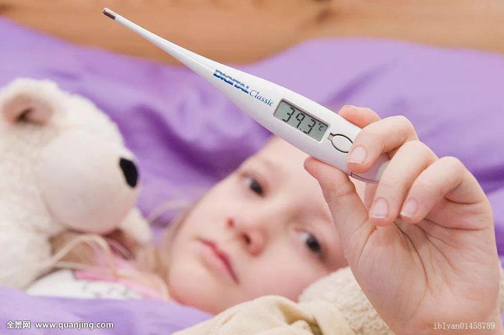 宝宝发烧该如何护理和使用退烧药,宝宝发烧怎么预防和处理