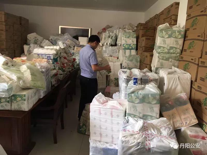 丹阳假冒车灯查获,我市查获一批假冒伪劣建材