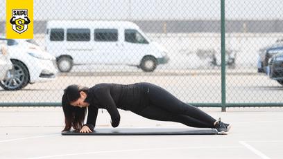 两个动作减腰围,想瘦腰部手法