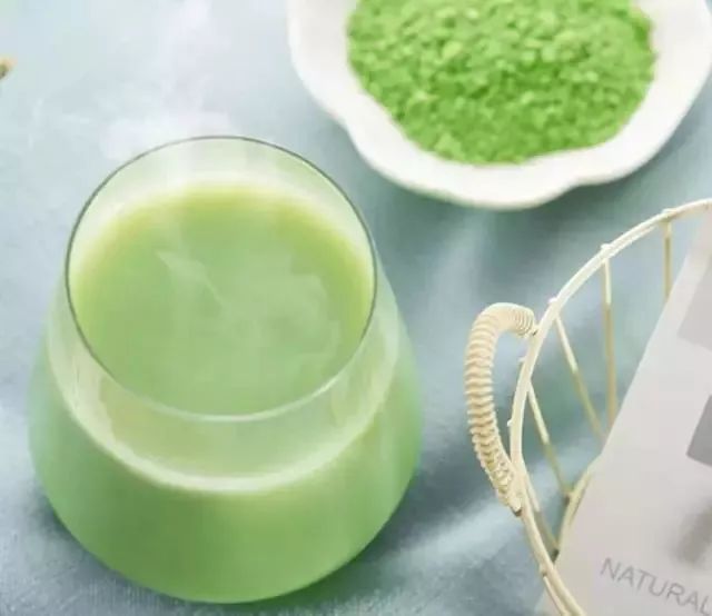 豆浆牛奶苹果汁的营养,适合春天喝的营养豆浆